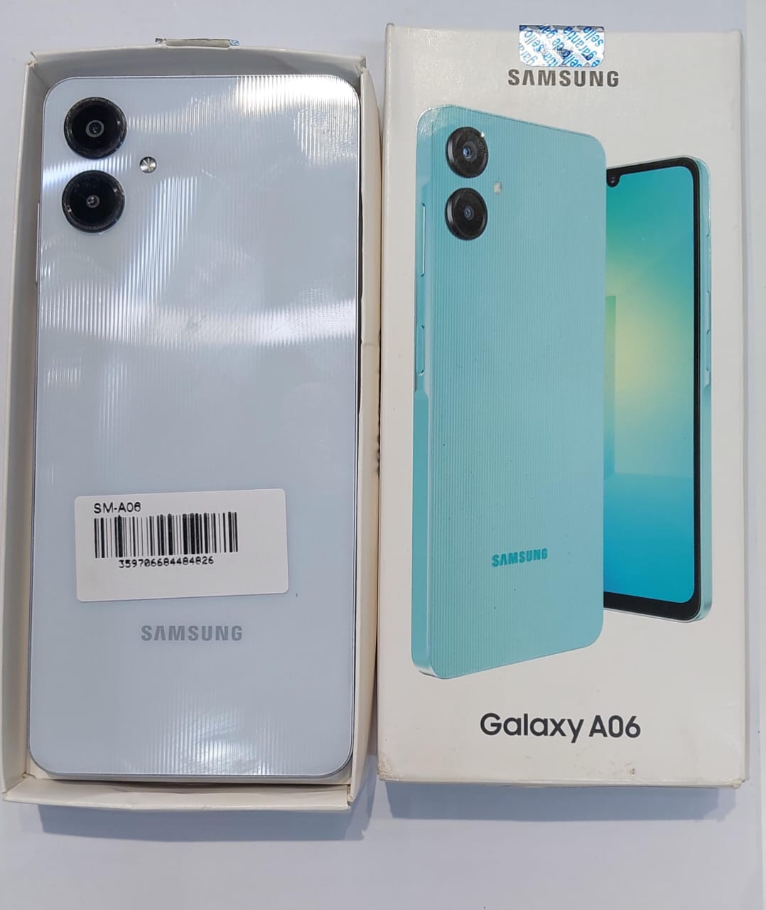 Samsung Galaxy A06       ...